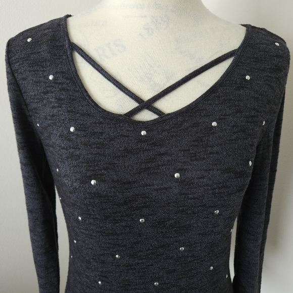🎉 juicy couture gray studded long sleeves lightweight top size SX 🎉 - Picture 2 of 7